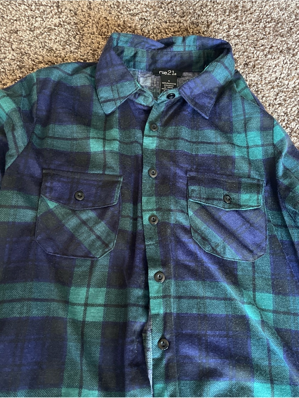 rue21 Green & Navy Plaid Button-Up Shirt